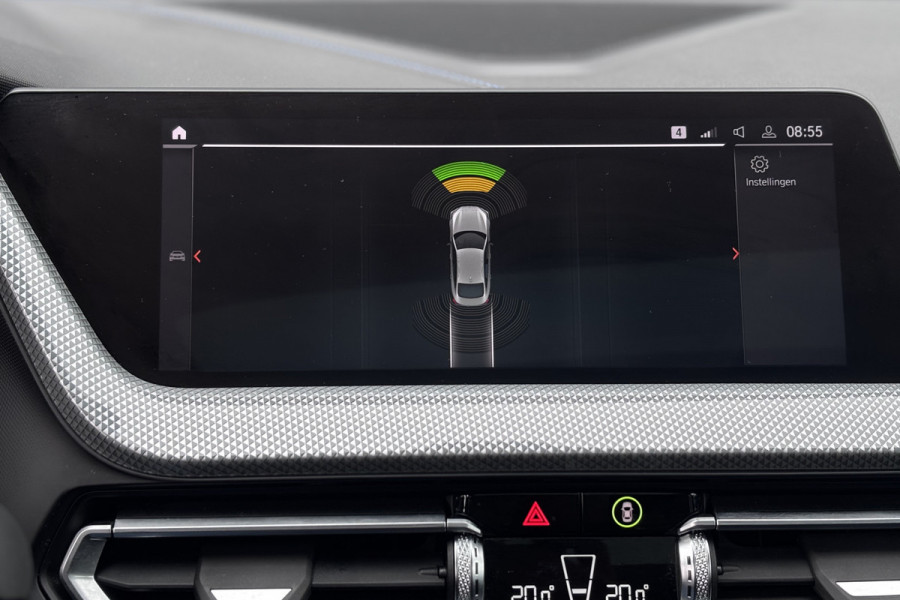 BMW 2 Serie Gran Coupé 218i M-Sport | Panodak | Stoel + Stuurverwarming | Privacy Glas | 19'Inch | Adaptief LED