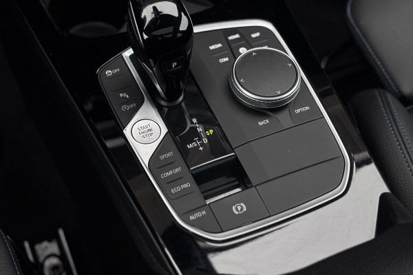 BMW 2 Serie Gran Coupé 218i M-Sport | Panodak | Stoel + Stuurverwarming | Privacy Glas | 19'Inch | Adaptief LED