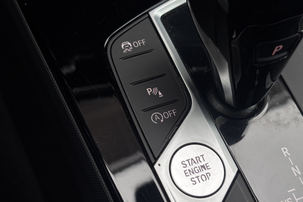 BMW 2 Serie Gran Coupé 218i M-Sport | Panodak | Stoel + Stuurverwarming | Privacy Glas | 19'Inch | Adaptief LED