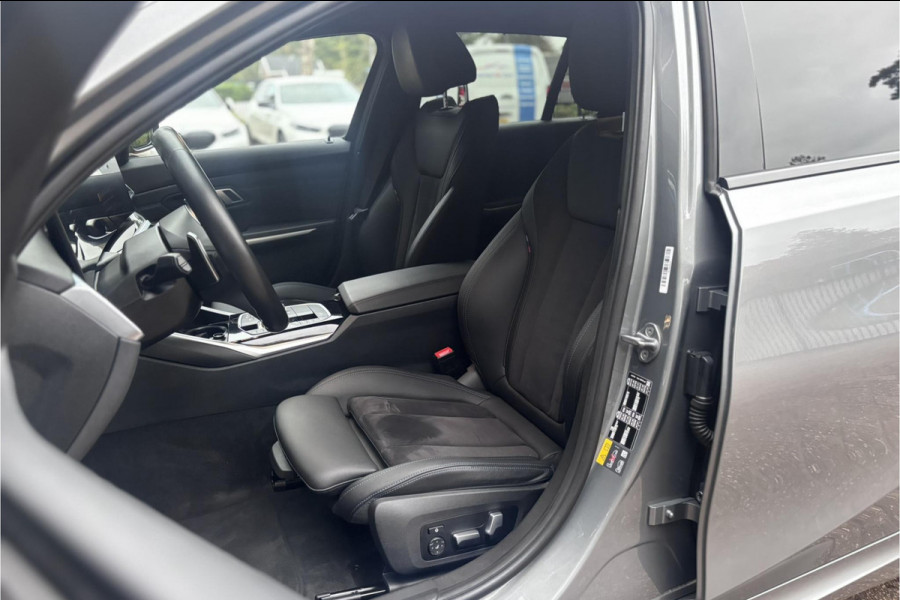 BMW 3 Serie Touring 330e M-sport LCI Widescreen | Camera | Adaptive Cruise | Comfort Access