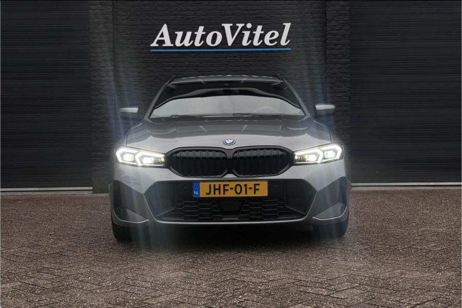BMW 3 Serie Touring 330e M-sport LCI Widescreen | Camera | Adaptive Cruise | Comfort Access