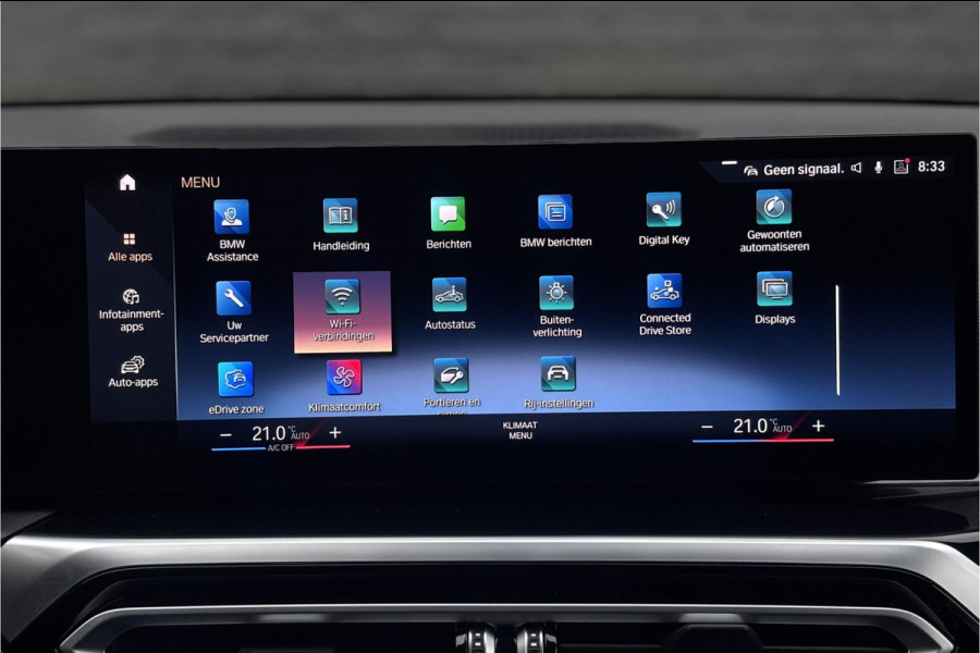 BMW 3 Serie Touring 330e M-sport LCI Widescreen | Camera | Adaptive Cruise | Comfort Access