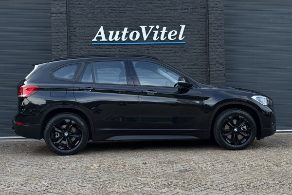 BMW X1 xDrive25e | Elektrische Klep | PDC V + A | LED | Apple Carplay | DAB | 15x op voorraad !
