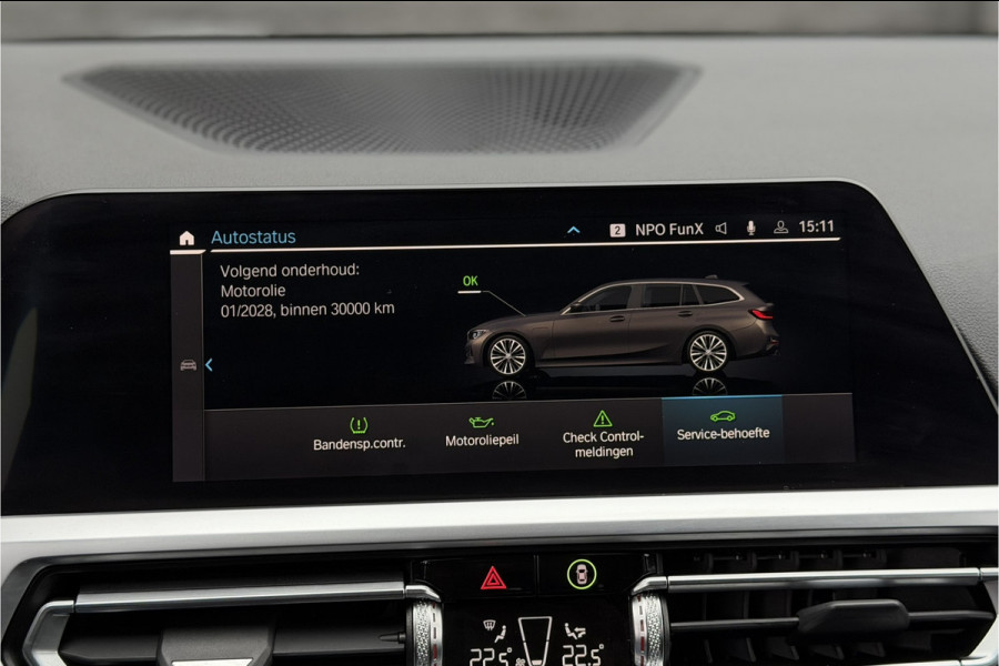 BMW 3 Serie Touring 330e xDrive | Sportleder | Head-Up | Laserlicht | Comfort Access | Memory