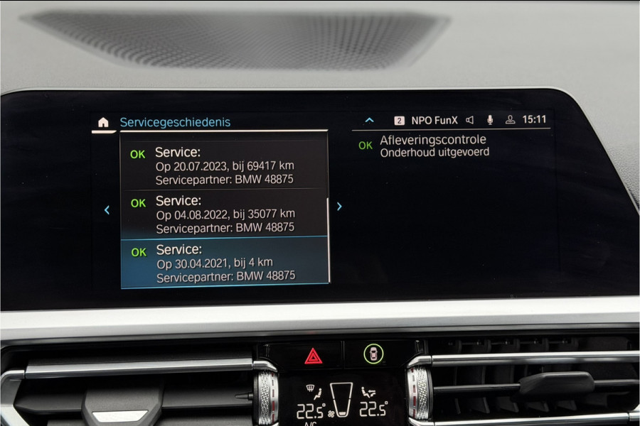 BMW 3 Serie Touring 330e xDrive | Sportleder | Head-Up | Laserlicht | Comfort Access | Memory