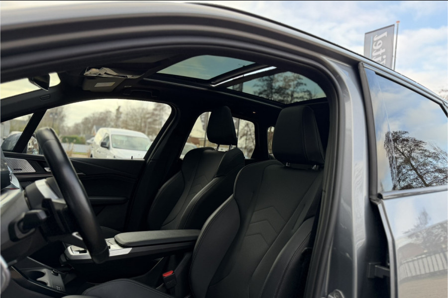 BMW 2 Serie Act.Tourer 230e xDrive 326 PK M-Sport | Panodak | Head-up | Memory | Harman Kardon | Comfort Access