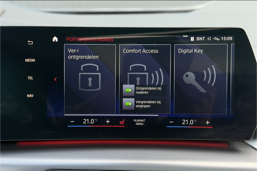 BMW 2 Serie Act.Tourer 230e xDrive 326 PK M-Sport | Panodak | Head-up | Memory | Harman Kardon | Comfort Access