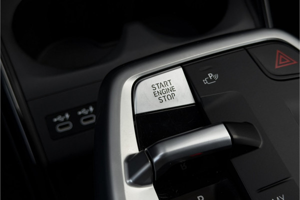 BMW 2 Serie Act.Tourer 230e xDrive 326 PK M-Sport | Panodak | Head-up | Memory | Harman Kardon | Comfort Access