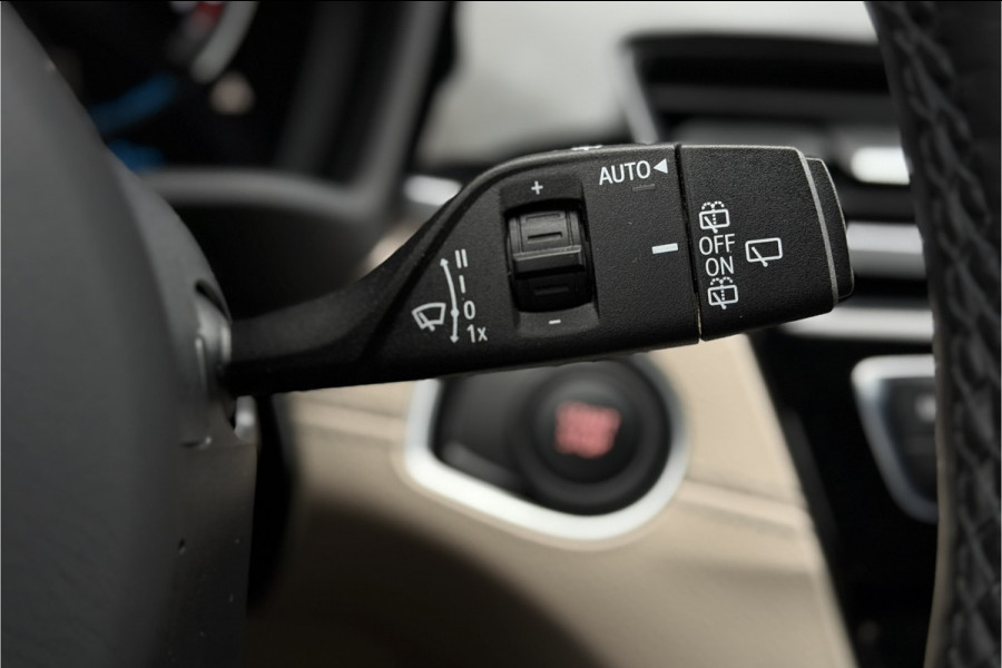 BMW X1 xDrive25e M-Sport | Head-Up | Sportleder | PDC A | LED | DAB | Elektrische Klep