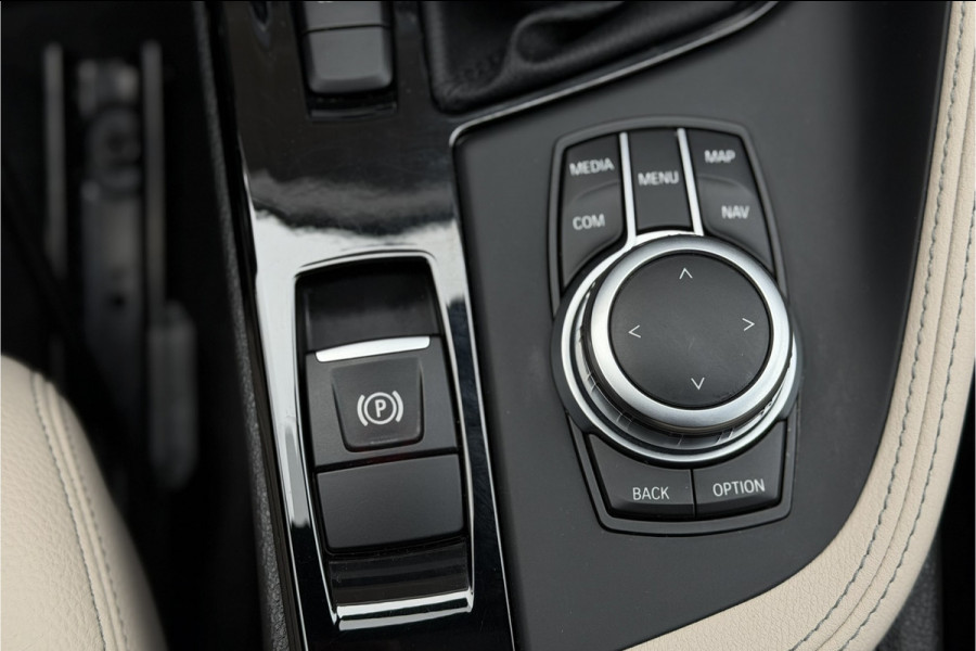 BMW X1 xDrive25e M-Sport | Head-Up | Sportleder | PDC A | LED | DAB | Elektrische Klep