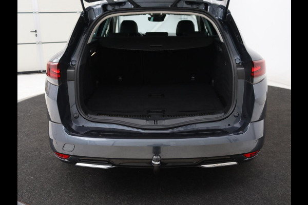 Renault Mégane 1.3 TCe Business Edition One | Leder | Stoelverwarming | Trekhaak | Camera | Carplay | Navigatie | Keyless | Park Assist | Full LED | Stuurverwarming | Bluetooth | Cruise control | Climate control