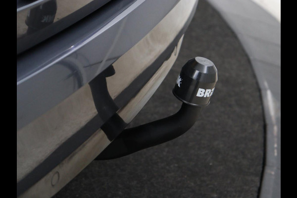 Renault Mégane 1.3 TCe Business Edition One | Leder | Stoelverwarming | Trekhaak | Camera | Carplay | Navigatie | Keyless | Park Assist | Full LED | Stuurverwarming | Bluetooth | Cruise control | Climate control