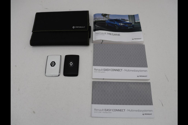 Renault Mégane 1.3 TCe Business Edition One | Leder | Stoelverwarming | Trekhaak | Camera | Carplay | Navigatie | Keyless | Park Assist | Full LED | Stuurverwarming | Bluetooth | Cruise control | Climate control