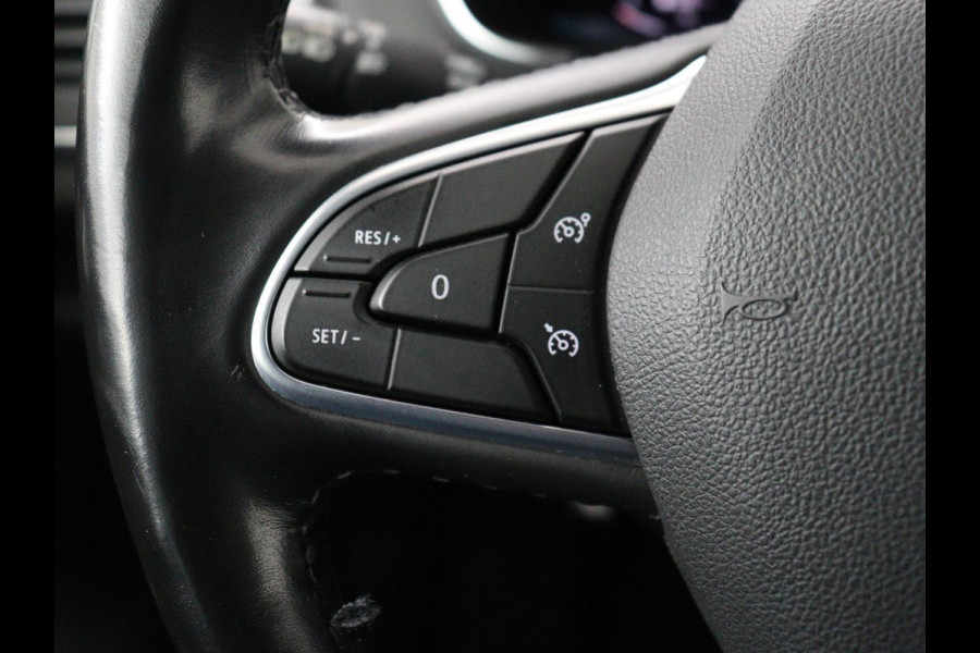 Renault Mégane 1.3 TCe Business Edition One | Leder | Stoelverwarming | Trekhaak | Camera | Carplay | Navigatie | Keyless | Park Assist | Full LED | Stuurverwarming | Bluetooth | Cruise control | Climate control
