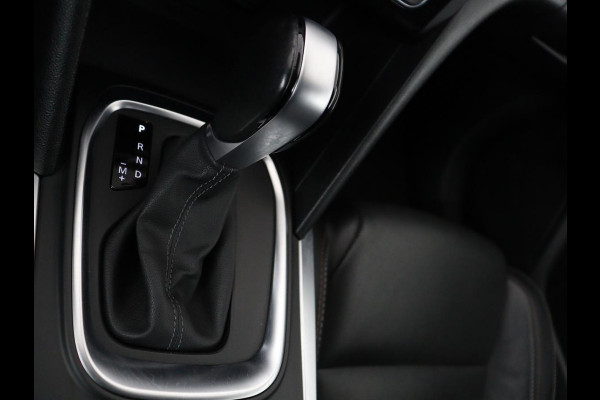 Renault Mégane 1.3 TCe Business Edition One | Leder | Stoelverwarming | Trekhaak | Camera | Carplay | Navigatie | Keyless | Park Assist | Full LED | Stuurverwarming | Bluetooth | Cruise control | Climate control