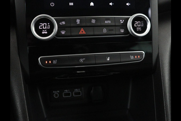 Renault Mégane 1.3 TCe Business Edition One | Leder | Stoelverwarming | Trekhaak | Camera | Carplay | Navigatie | Keyless | Park Assist | Full LED | Stuurverwarming | Bluetooth | Cruise control | Climate control