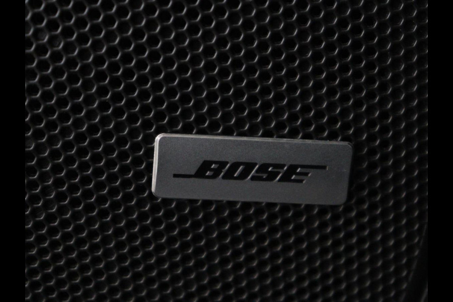 Renault Mégane 1.3 TCe Business Edition One | Leder | Stoelverwarming | Trekhaak | Camera | Carplay | Navigatie | Keyless | Park Assist | Full LED | Stuurverwarming | Bluetooth | Cruise control | Climate control