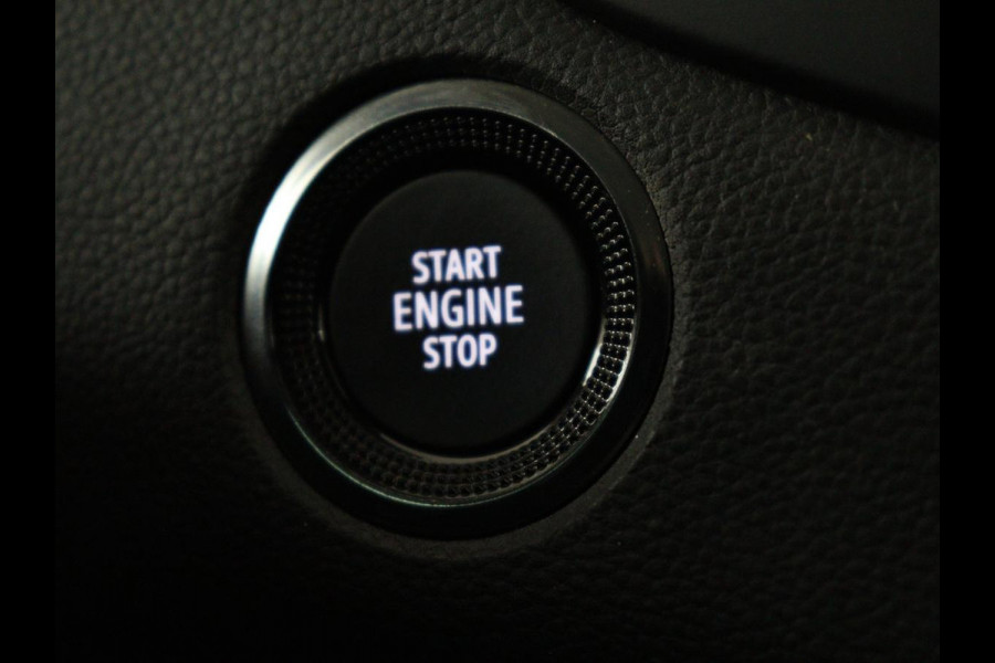 Renault Mégane 1.3 TCe Business Edition One | Leder | Stoelverwarming | Trekhaak | Camera | Carplay | Navigatie | Keyless | Park Assist | Full LED | Stuurverwarming | Bluetooth | Cruise control | Climate control