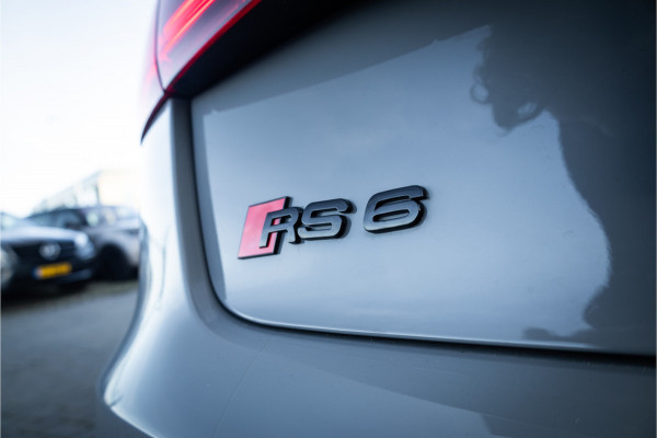 Audi RS6 Avant C7.5 4.0 TFSI quattro performance Pro Line Plus - Maxton | Keramisch | Panorama | B&O | Memory | HUD