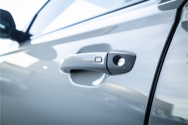 Audi RS6 Avant C7.5 4.0 TFSI quattro performance Pro Line Plus - Maxton | Keramisch | Panorama | B&O | Memory | HUD