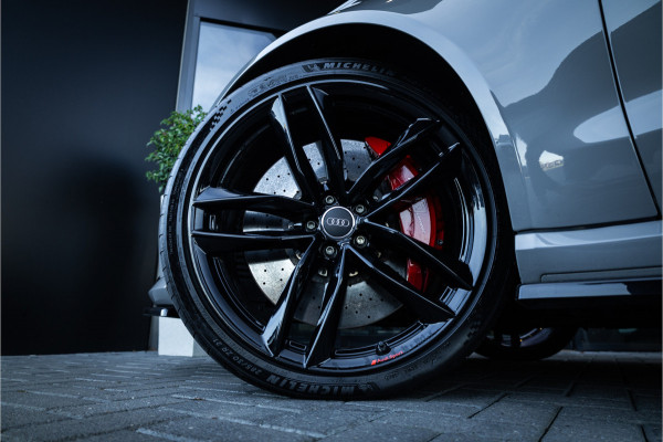 Audi RS6 Avant C7.5 4.0 TFSI quattro performance Pro Line Plus - Maxton | Keramisch | Panorama | B&O | Memory | HUD