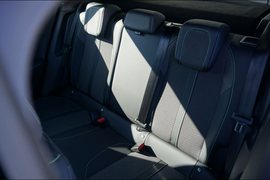Peugeot 2008 1.2 Hybrid AUTOMAAT GT | 145PK | CAMERA | CARPLAY
