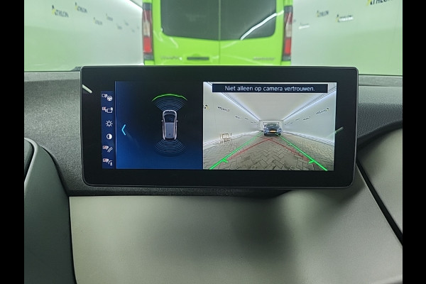 BMW i3 Executive Edition 120Ah 42 kWh | Panoramadak | Stoelverwarming | Adaptive Cruise Control | Navigatie | Keyless | Camera | Parkeersensoren | Warmtepomp | NAP | BTW