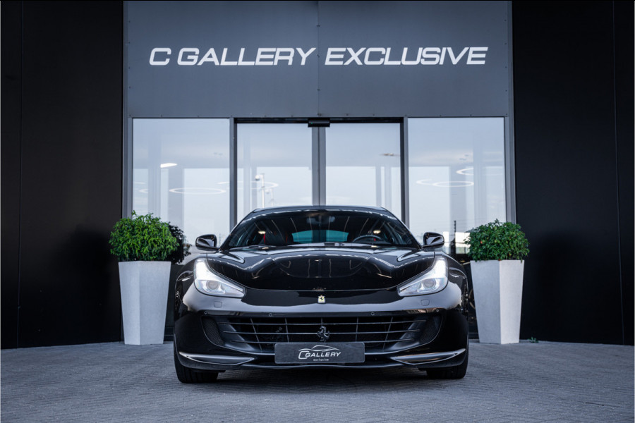 Ferrari GTC4Lusso 6.3 V12 - 4-zits l Lift l Passanger Display l Carbon l Panorama