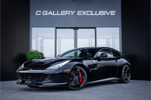 Ferrari GTC4Lusso 6.3 V12 - 4-zits l Lift l Passanger Display l Carbon l Panorama