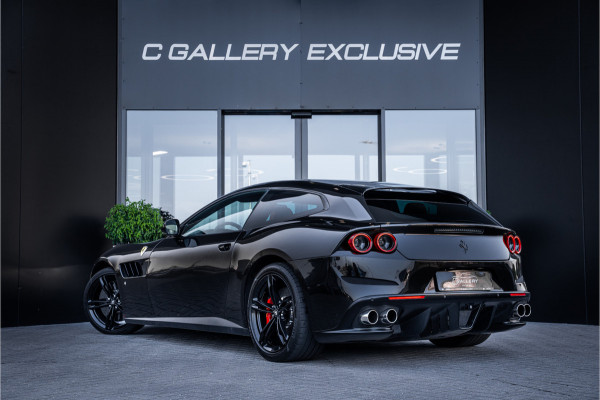 Ferrari GTC4Lusso 6.3 V12 - 4-zits l Lift l Passanger Display l Carbon l Panorama