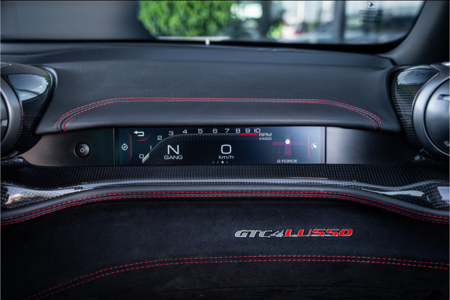 Ferrari GTC4Lusso 6.3 V12 - 4-zits l Lift l Passanger Display l Carbon l Panorama