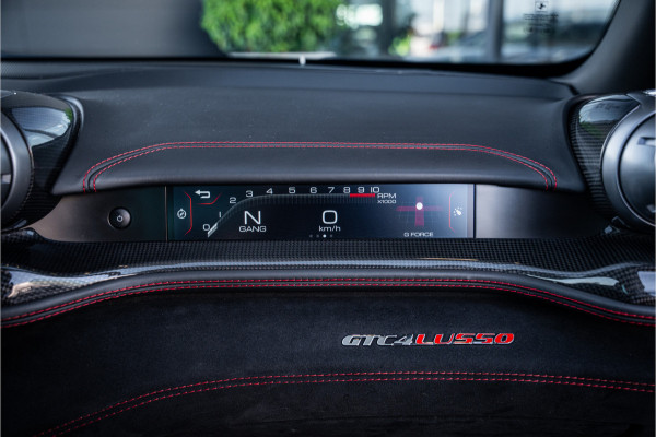Ferrari GTC4Lusso 6.3 V12 - 4-zits l Lift l Passanger Display l Carbon l Panorama