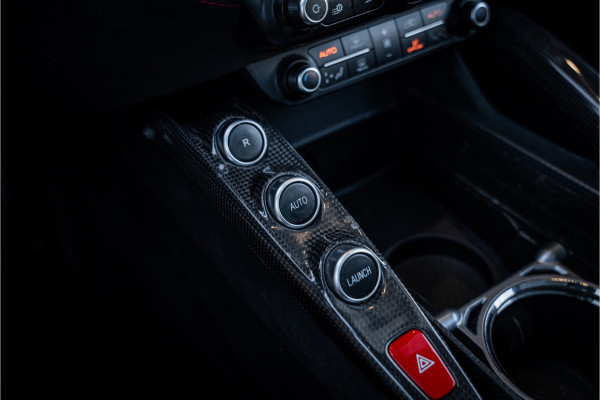 Ferrari GTC4Lusso 6.3 V12 - 4-zits l Lift l Passanger Display l Carbon l Panorama