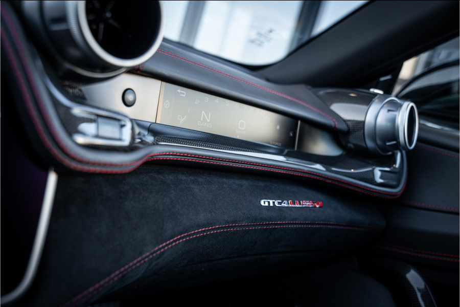 Ferrari GTC4Lusso 6.3 V12 - 4-zits l Lift l Passanger Display l Carbon l Panorama