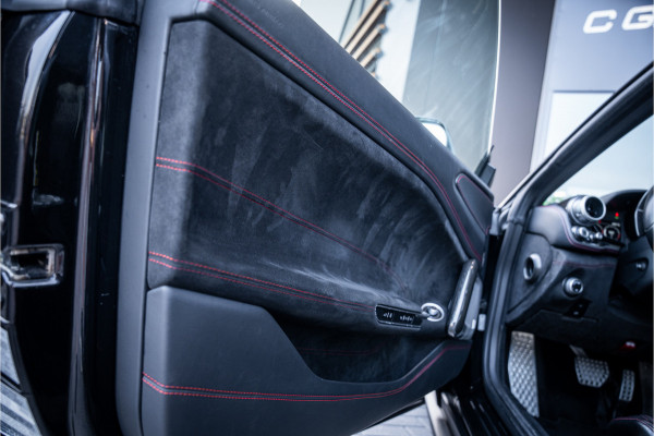 Ferrari GTC4Lusso 6.3 V12 - 4-zits l Lift l Passanger Display l Carbon l Panorama