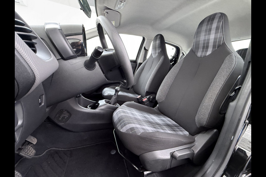 Peugeot 108 1.0I e-VTi 5Drs Airco Bluetooth Elektrische Ramen Centrale Vergrendeling Afstandbediend Active Mistlampen Led Isofix ESP Stuurbekrachtiging Pack Premium Origineel Nederlandse Auto Dealeronderhouden