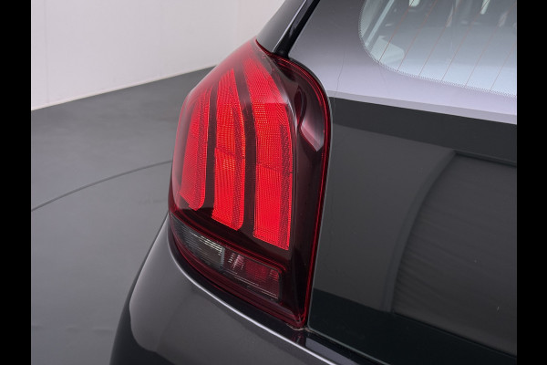 Peugeot 108 1.0I e-VTi 5Drs Airco Bluetooth Elektrische Ramen Centrale Vergrendeling Afstandbediend Active Mistlampen Led Isofix ESP Stuurbekrachtiging Pack Premium Origineel Nederlandse Auto Dealeronderhouden