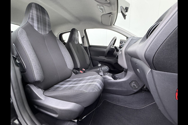 Peugeot 108 1.0I e-VTi 5Drs Airco Bluetooth Elektrische Ramen Centrale Vergrendeling Afstandbediend Active Mistlampen Led Isofix ESP Stuurbekrachtiging Pack Premium Origineel Nederlandse Auto Dealeronderhouden