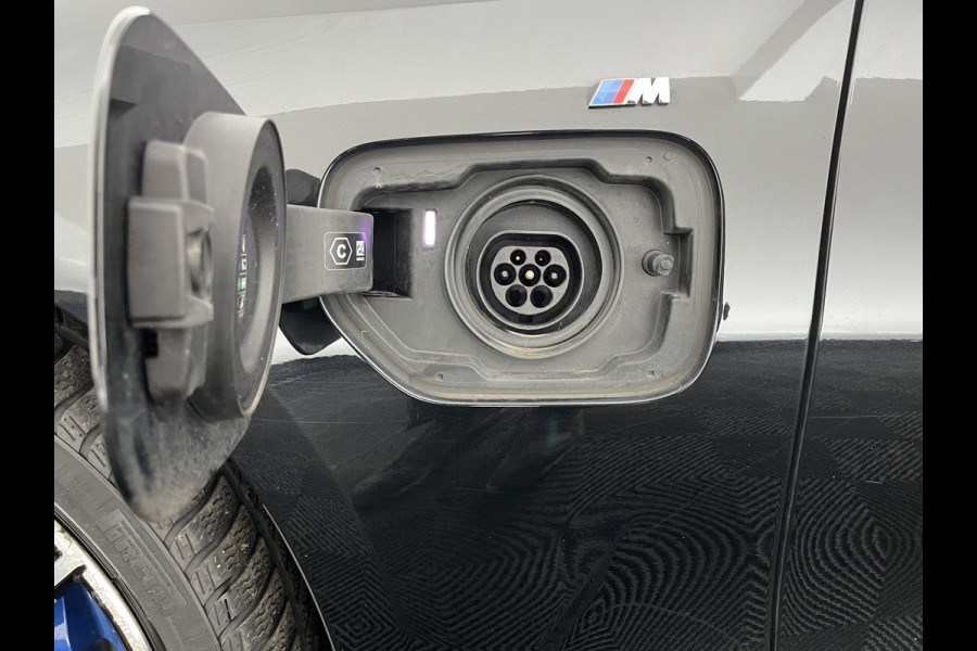 BMW 3 Serie Touring 330e eDrive M-Sportpack Edition (Plug-In) (INCL-BTW) *PANO | LEATHER | HEAD-UP | ADAPTIVE-CRUISE | FULL-LED | KEYLESS | DIGI-COCKPIT | HEATED-SPORTSEATS | CAMERA | HIFI-SOUND | PRIVACYGLASS | DAB+ | SHIFTPADDLES | NAVI-FULLMAP | 19"A