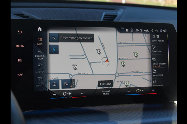 BMW iX1 xDrive30 Launch Edition 67 kWh | M-Pakket | Harman Kardon | Sfeerverlichting | Camera | Apple Carplay | NL-Auto |