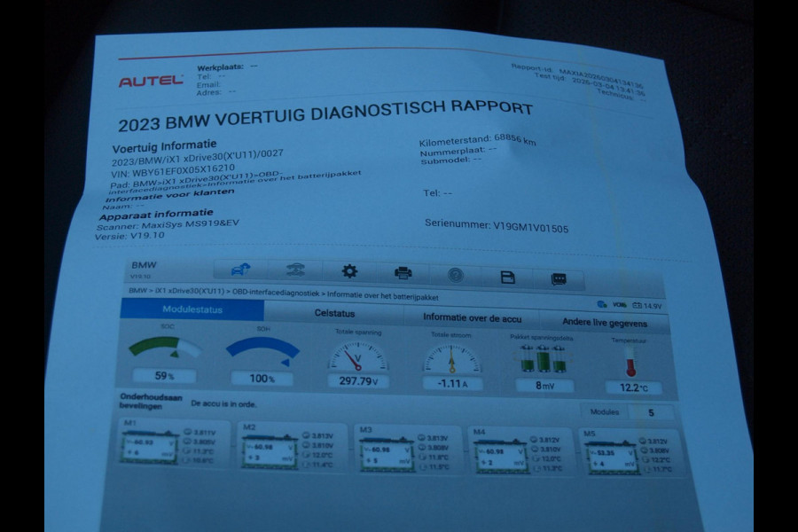 BMW iX1 xDrive30 Launch Edition 67 kWh | M-Pakket | Harman Kardon | Sfeerverlichting | Camera | Apple Carplay | NL-Auto |