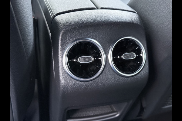 Mercedes-Benz GLA 250e Luxury // Trekhaak // Carplay // Camera // Sfeerverlichting // Widescreen Dashbord