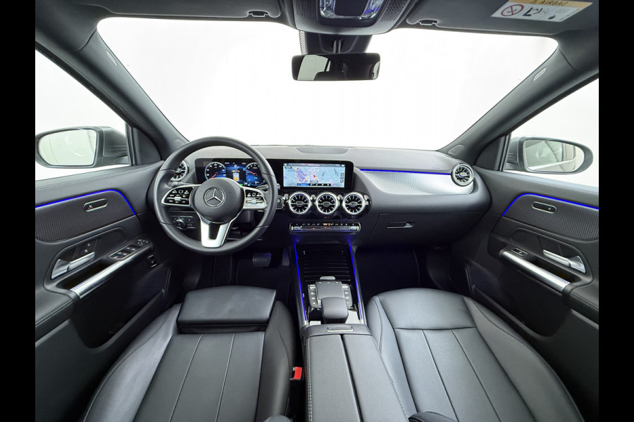 Mercedes-Benz GLA 250e Luxury // Trekhaak // Carplay // Camera // Sfeerverlichting // Widescreen Dashbord