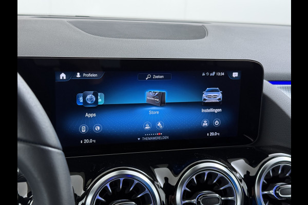 Mercedes-Benz GLA 250e Luxury // Trekhaak // Carplay // Camera // Sfeerverlichting // Widescreen Dashbord