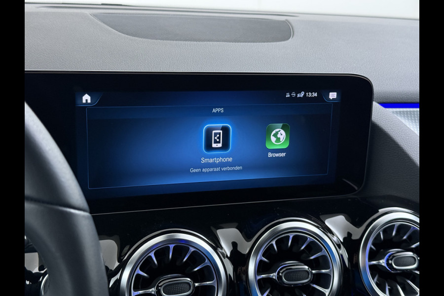 Mercedes-Benz GLA 250e Luxury // Trekhaak // Carplay // Camera // Sfeerverlichting // Widescreen Dashbord