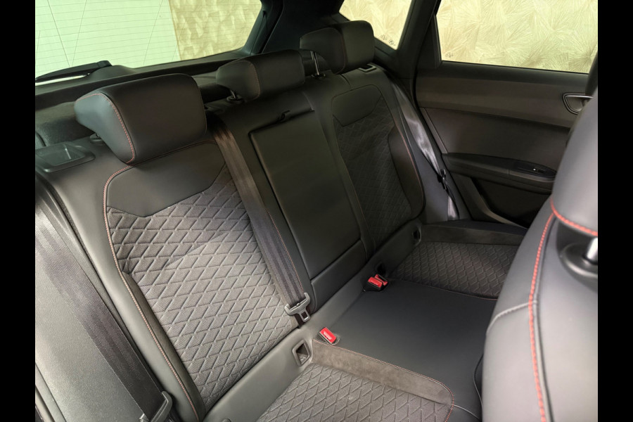 Seat Ateca 1.5 TSI FR |Pano | Stoelverwarming | Keyless | Beats By Dre | Stuurverwarming | Carplay | Camera