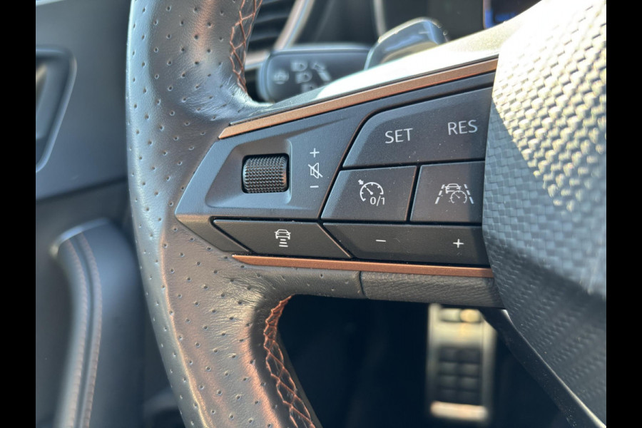 CUPRA Leon Sportstourer 1.4 e-Hybrid VZ Business Bellen voor bezichtiging  | SCI | 245pk | PHEV | Stoelverwarming | Camera | Adaptive cruise control