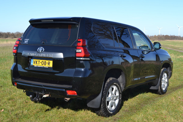 Toyota Land Cruiser 150 2.8 D-4D-F Comfort Blind Van 204 PK