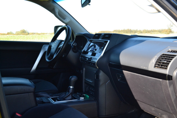 Toyota Land Cruiser 150 2.8 D-4D-F Comfort Blind Van 204 PK