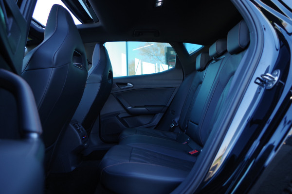 CUPRA Leon 1.4 e-Hybrid VZ 245 PK Copper Edition, Panoramadak, Leder, Stuur Startknop, Memory, 19" LM